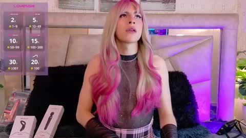 Lu Blossom online show from 02.03.26