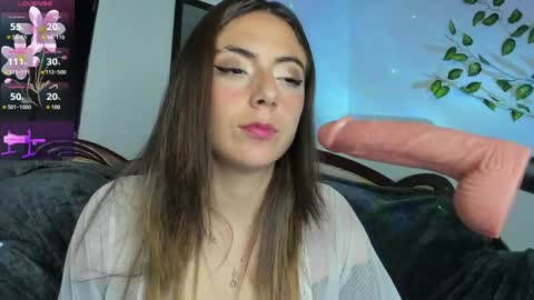 Snapshot of luumanson chatting on 05.28.26 Lucy Manson online show from 05.28.26