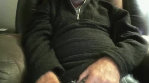 Snapshot of luv269er chatting on 12.14.25 luv269er online show from 12.14.25