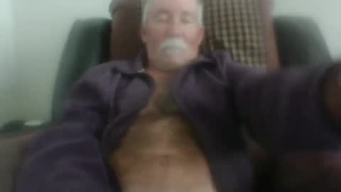 Snapshot of luv269er chatting on 01.05.26 luv269er online show from 01.05.26