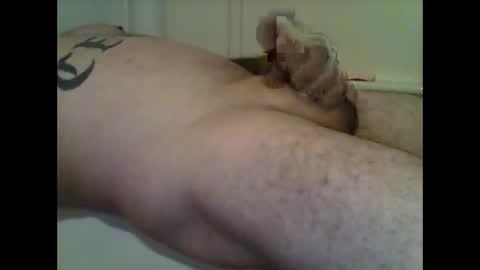 Snapshot of luv2stroke209 chatting on 10.26.25 luv2stroke209 online show from 10.26.25