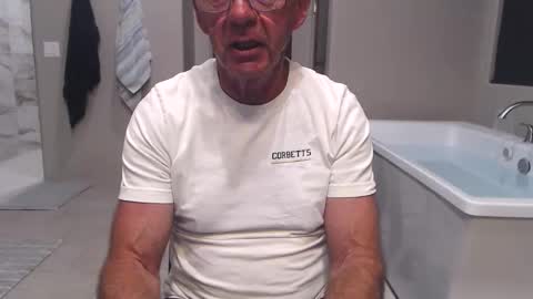 luv_missle online show from 04.25.26