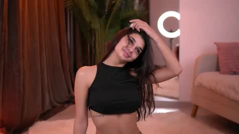 Caprice online show from 11.20.25