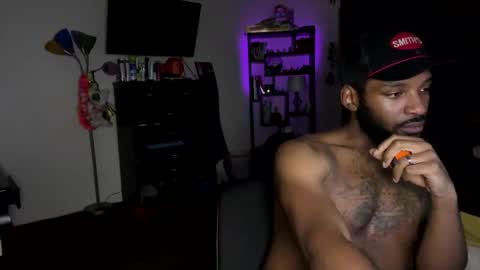 Snapshot of luverboibbc chatting on 12.07.24 luverboi online show from 12.07.24