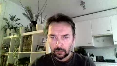 Snapshot of luvly chatting on 01.16.25 Luvly online show from 01.16.25