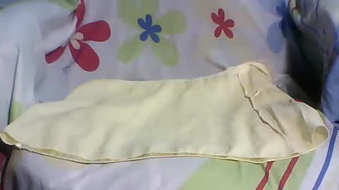 Bee Bee online show from 03.04.26