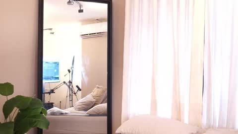 Luxa  online show from 04.08.26