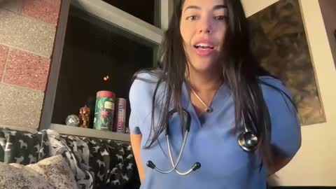 luxcher22 online show from 02.26.25