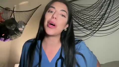 luxcher22 online show from 10.18.25