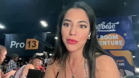 luxcher22 online show from 10.24.25