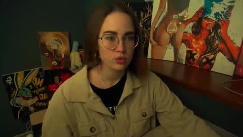 Snapshot of luxie_queen chatting on 05.01.26 Katie online show from 05.01.26