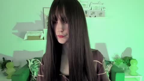 Snapshot of luxrayi chatting on 02.02.25 Ray online show from 02.02.25