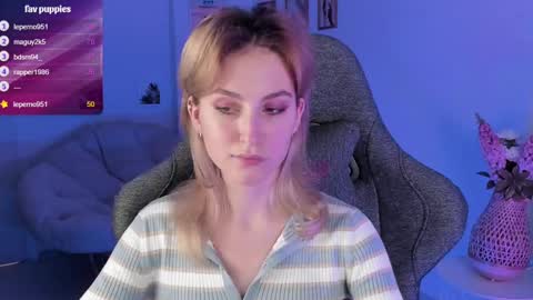 Snapshot of luxrayi chatting on 02.25.25 Ray online show from 02.25.25