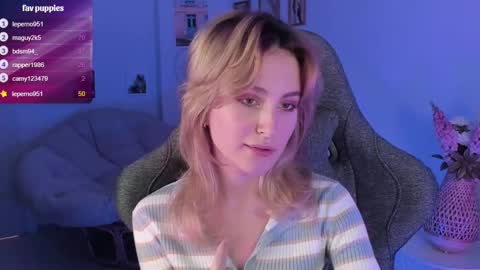 Snapshot of luxrayi chatting on 02.25.25 Ray online show from 02.25.25