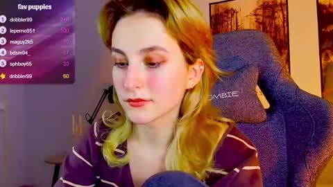 Snapshot of luxrayi chatting on 02.26.25 Ray online show from 02.26.25