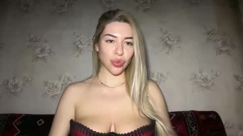 LuxSonyaStar online show from 03.11.26