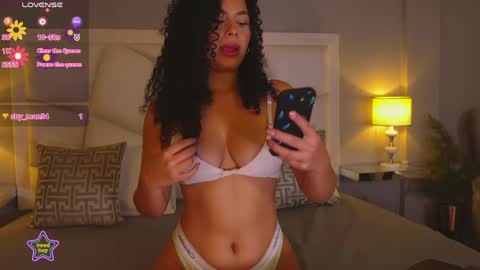 Luxy Lux online show from 05.27.26