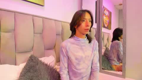 Snapshot of luy_star_ chatting on 11.12.25 luy_star_ online show from 11.12.25