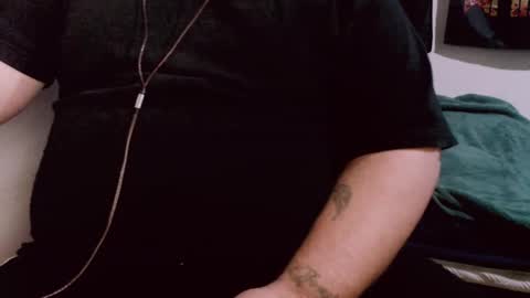 Snapshot of lvcifer_ chatting on 01.08.25 ayoo online show from 01.08.25