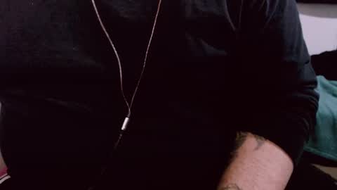 Snapshot of lvcifer_ chatting on 01.25.25 ayoo online show from 01.25.25