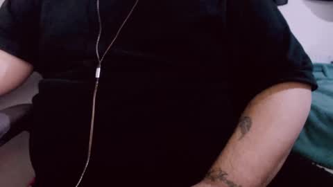 Snapshot of lvcifer_ chatting on 01.27.25 ayoo online show from 01.27.25