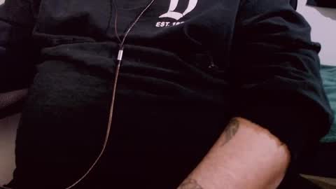 Snapshot of lvcifer_ chatting on 02.16.25 ayoo online show from 02.16.25