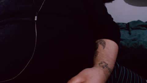 Snapshot of lvcifer_ chatting on 02.25.25 ayoo online show from 02.25.25