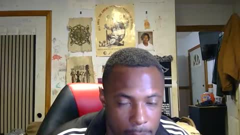 Snapshot of lvckthegoat chatting on 05.31.26 lvckthegoat online show from 05.31.26