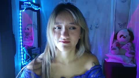 Snapshot of lya_ch chatting on 09.22.25 Call me Lia online show from 09.22.25
