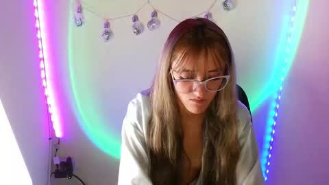 Call me Lia  online show from 11.11.25