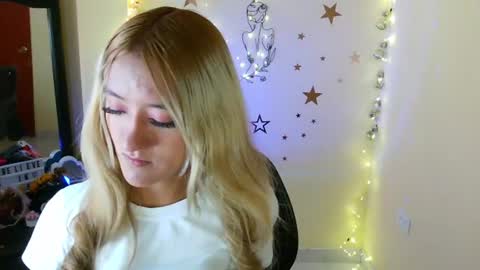 Call me Lia  online show from 08.02.26