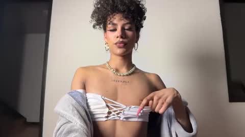 LYA online show from 09.29.25