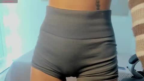  Lycoris  online show from 12.18.25