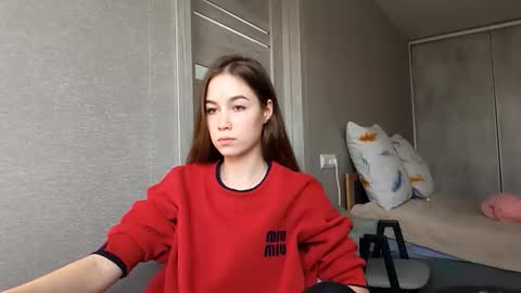 Mia online show from 01.06.26