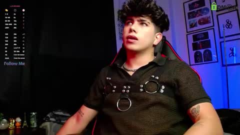 Lyle Bennett Freelance Model online show from 11.23.25