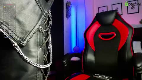 Lyle Bennett Freelance Model online show from 03.09.26