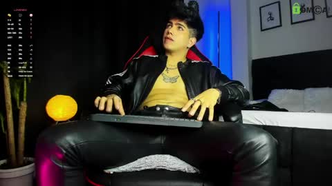 Snapshot of lylebennett_ chatting on 05.31.26 Lyle Bennett Freelance Model online show from 05.31.26