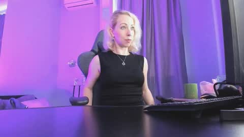 Lylith Skye NO NUDE model online show from 09.21.25