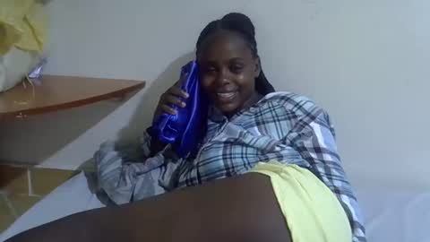 Snapshot of lyn_anna chatting on 02.08.26 lyn_anna online show from 02.08.26