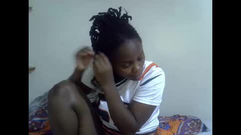 Snapshot of lyn_anna chatting on 02.28.26 lyn_anna online show from 02.28.26