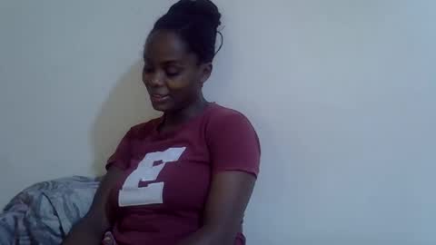 Snapshot of lyn_anna chatting on 03.31.26 lyn_anna online show from 03.31.26