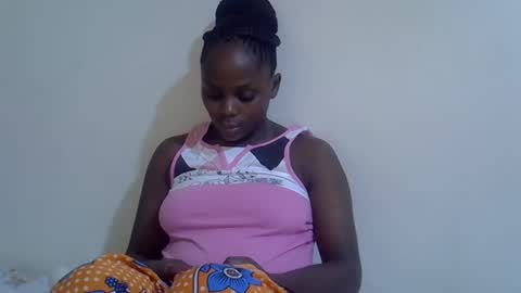 Snapshot of lyn_anna chatting on 04.05.26 lyn_anna online show from 04.05.26