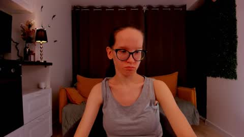 Snapshot of lynettebails chatting on 02.17.25 Sara online show from 02.17.25