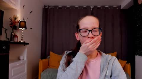 Snapshot of lynettebails chatting on 02.19.25 Sara online show from 02.19.25