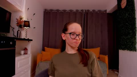 Snapshot of lynettebails chatting on 02.22.25 Sara online show from 02.22.25