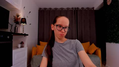 Snapshot of lynettebails chatting on 02.23.25 Sara online show from 02.23.25