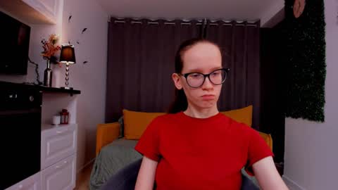 Snapshot of lynettebails chatting on 02.26.25 Sara online show from 02.26.25