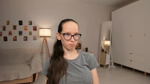 Snapshot of lynettebails chatting on 03.09.25 Sara online show from 03.09.25