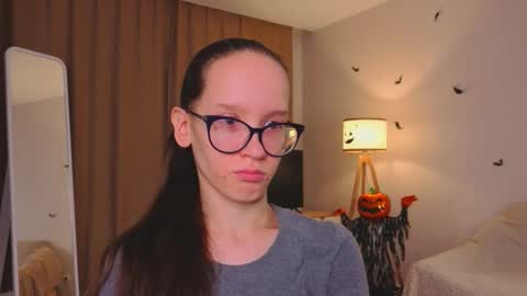 Sara online show from 11.27.25