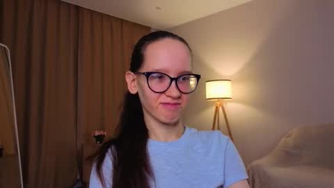 Snapshot of lynettebails chatting on 01.07.26 Sara online show from 01.07.26